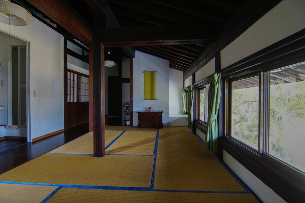 Villa Le Lotus Bleu Ishigaki  Exteriör bild