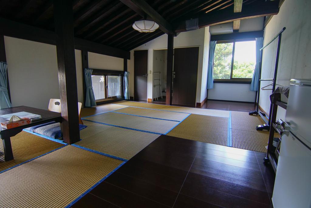 Villa Le Lotus Bleu Ishigaki  Exteriör bild